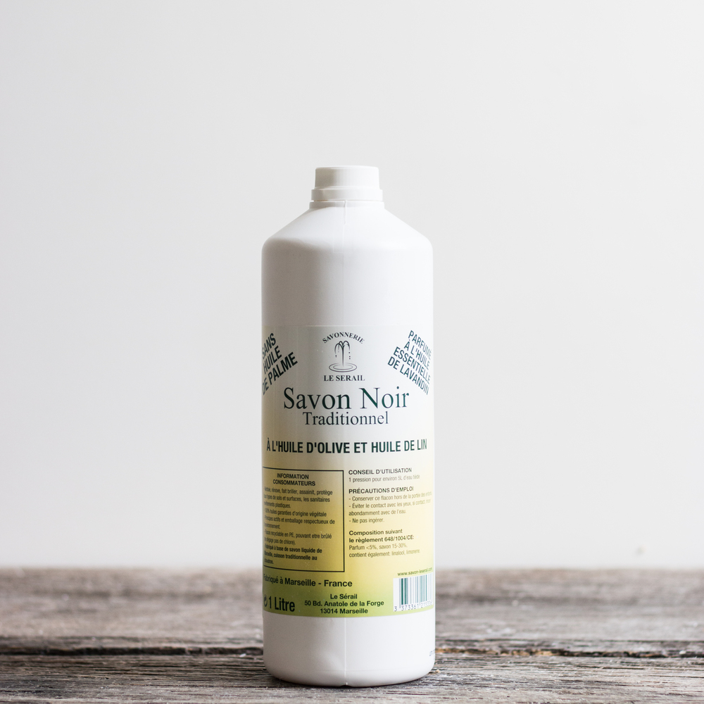Savon noir pour le ménage